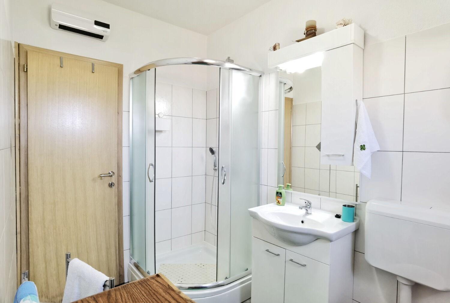 Apartments Adria - Seafront & Seaview ลูโคโวชูการ์เย ภายนอก รูปภาพ
